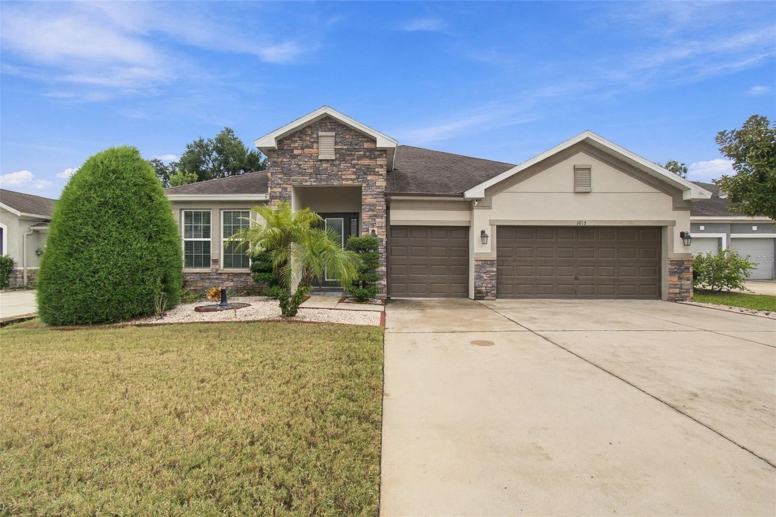 1015 TRACEY ANN LOOP — photo 90