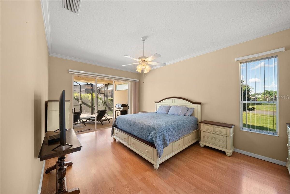 4321 PRESIDENTIAL AVENUE CIR E — photo 17
