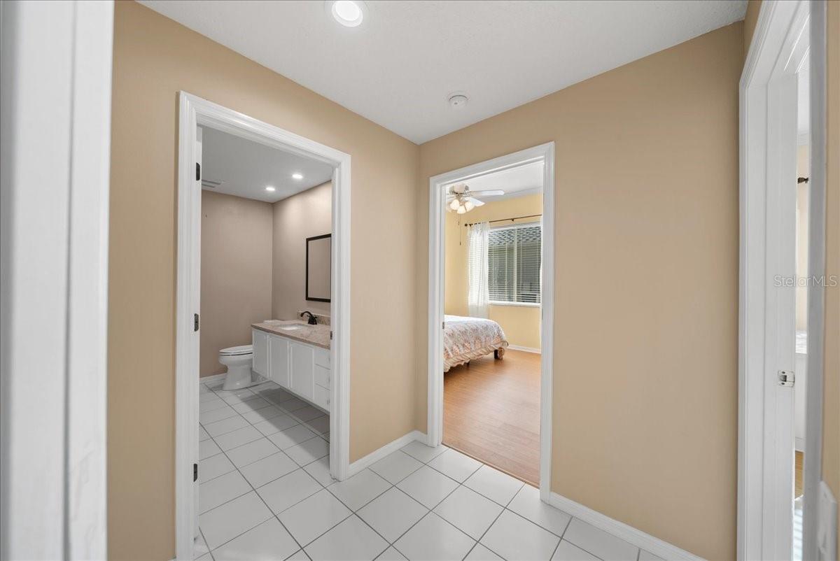 4321 PRESIDENTIAL AVENUE CIR E — photo 26