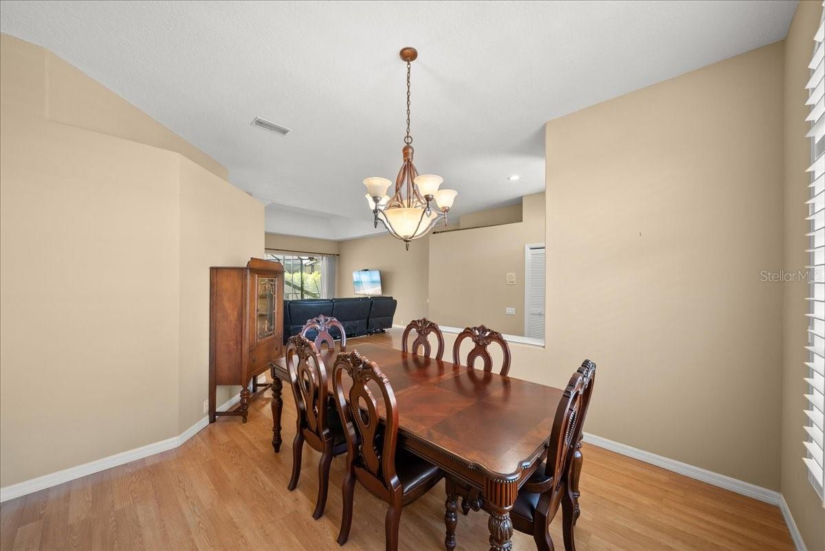 4321 PRESIDENTIAL AVENUE CIR E — photo 5