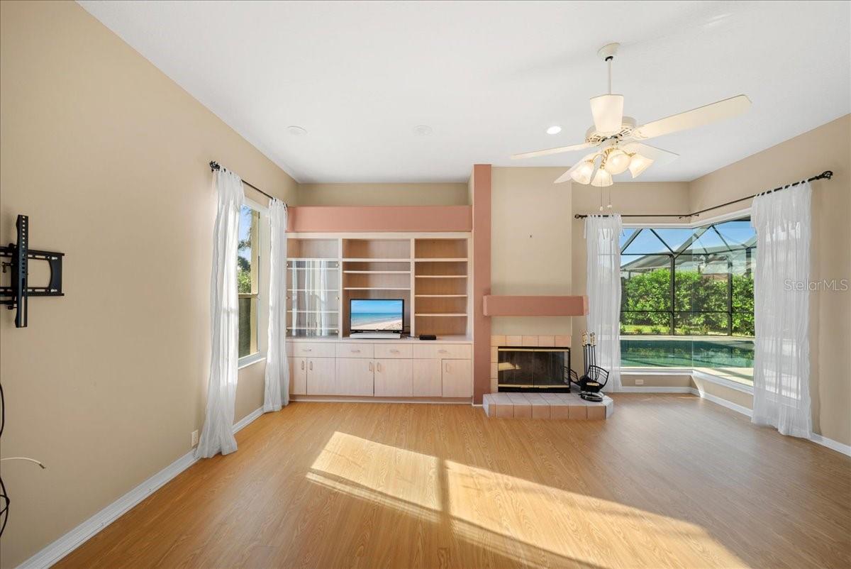 4321 PRESIDENTIAL AVENUE CIR E — photo 15