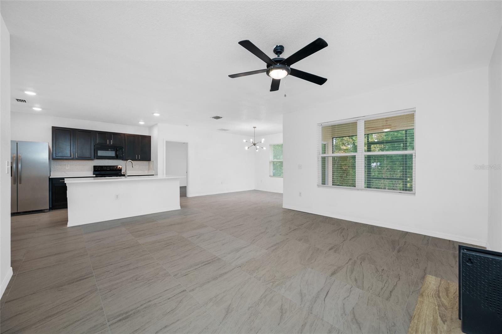 605 BLUE POINT DR — photo 14
