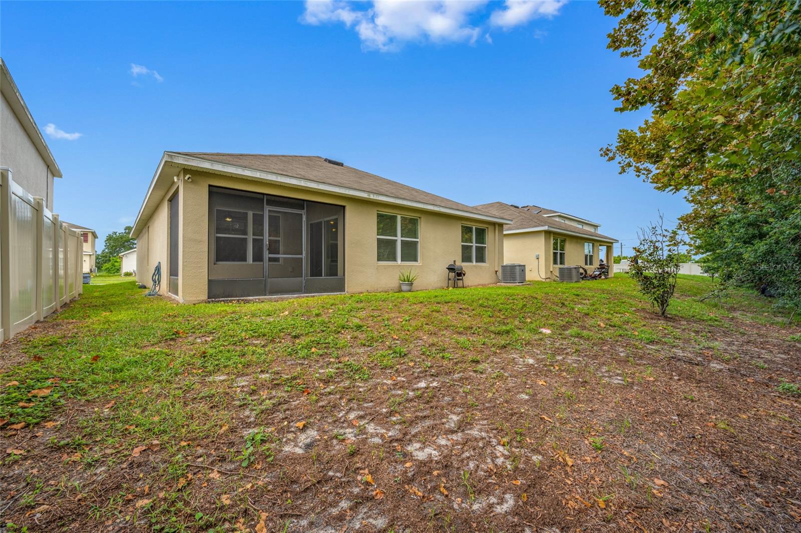 605 BLUE POINT DR — photo 45