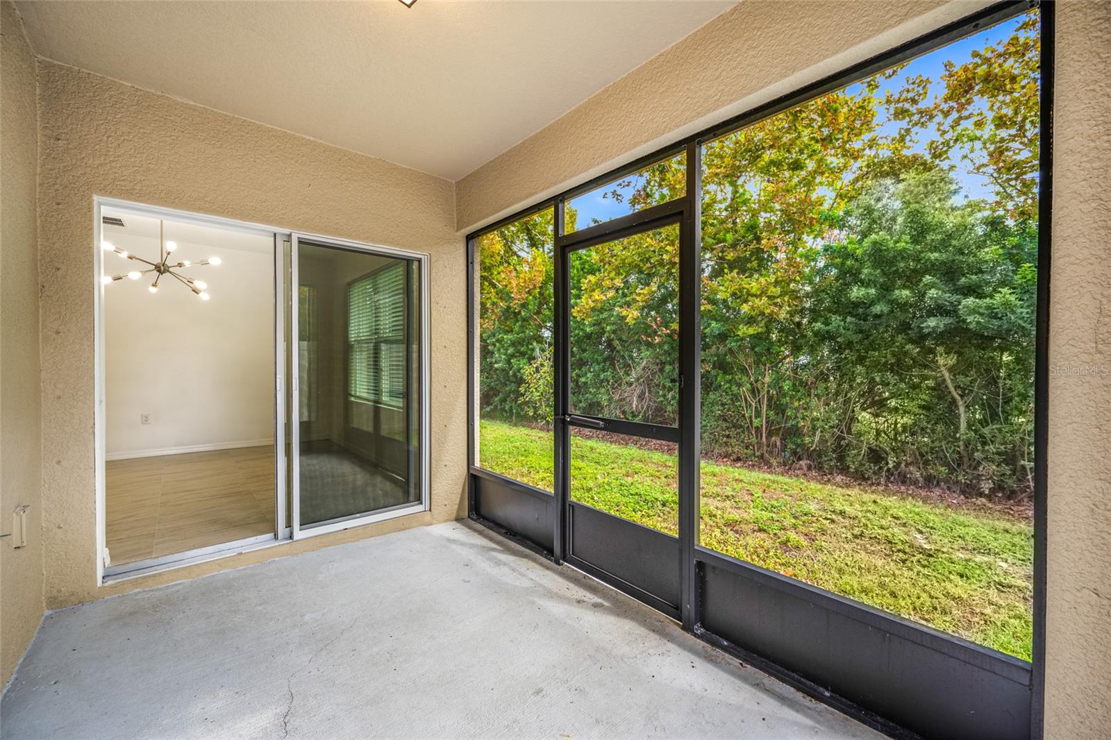605 BLUE POINT DR — photo 42
