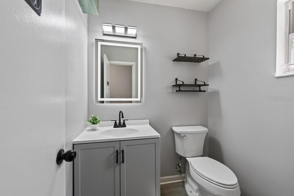 7408 COMMERCE ST — photo 11