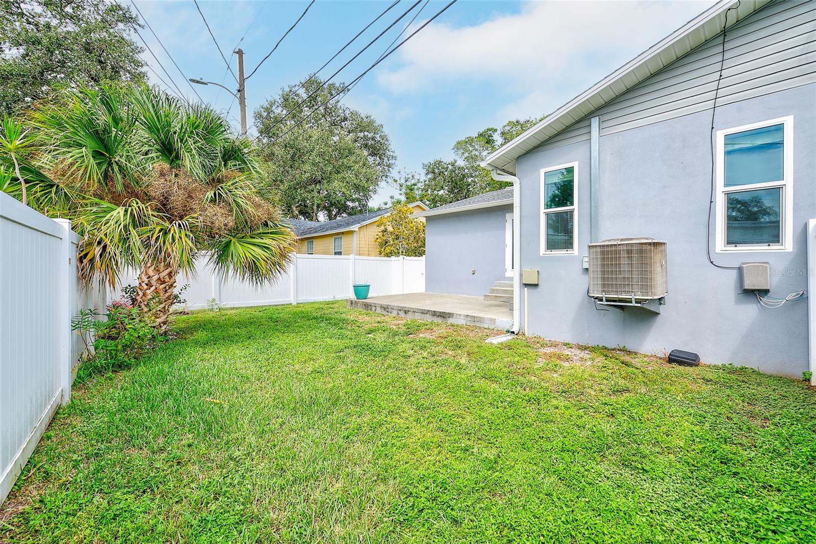 14330 CHANNEL DR — photo 26