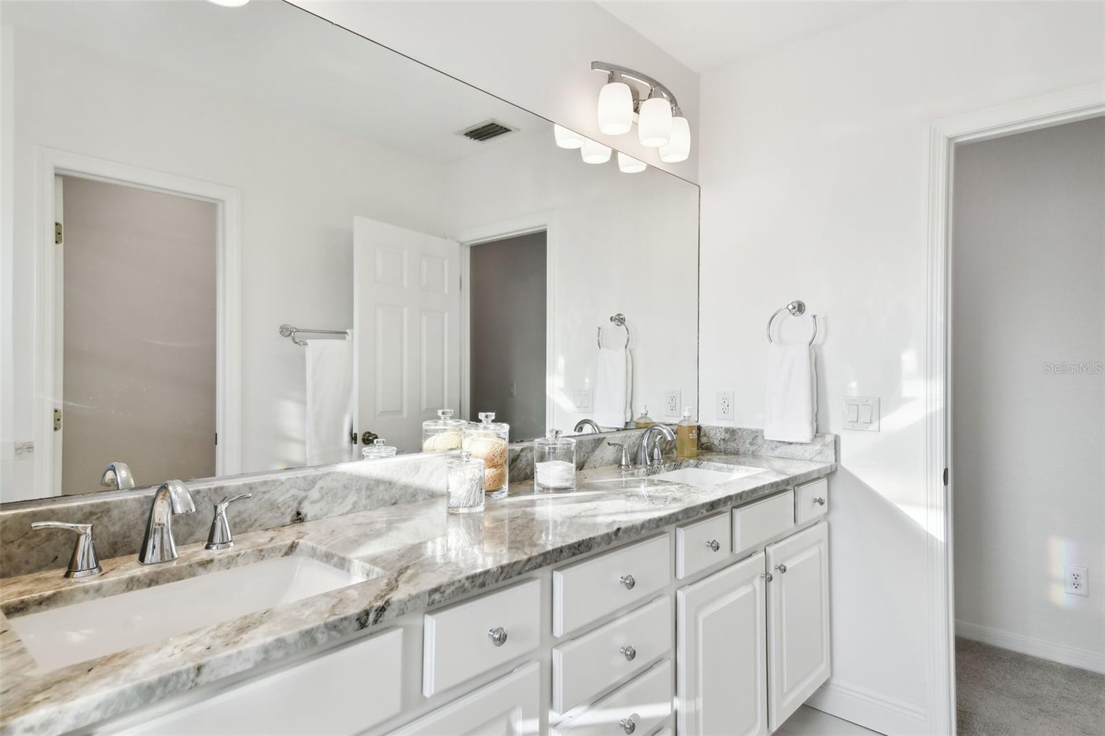 3315 W DE LEON ST #1 — photo 47