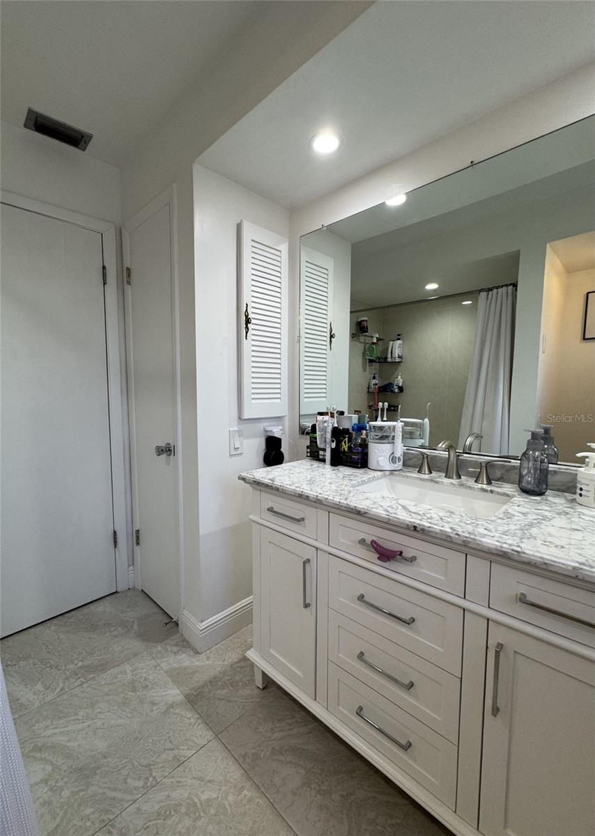 1304 ALAMEDA AVE — photo 30