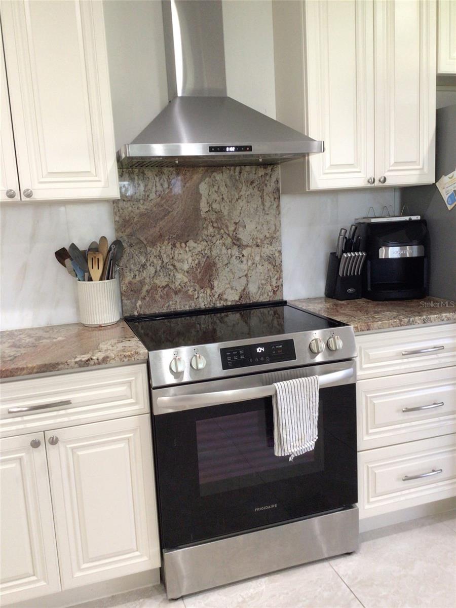 1304 ALAMEDA AVE — photo 21