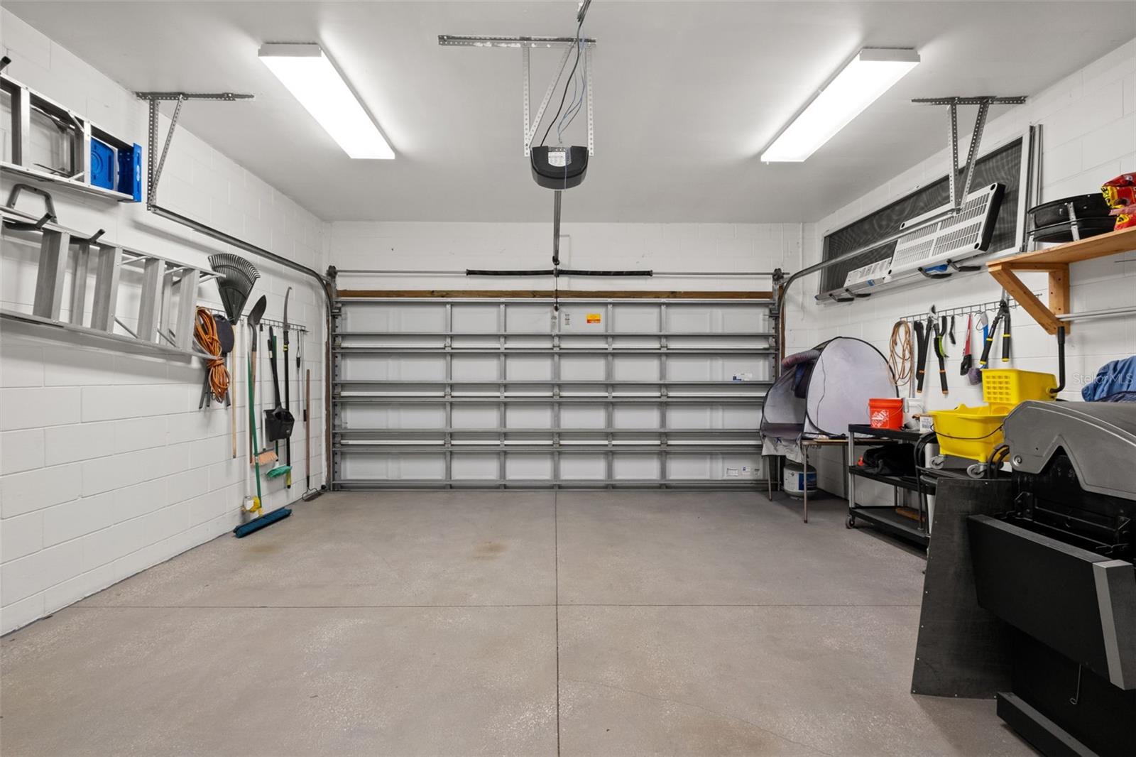8423 BLUE ROCK DR — photo 41