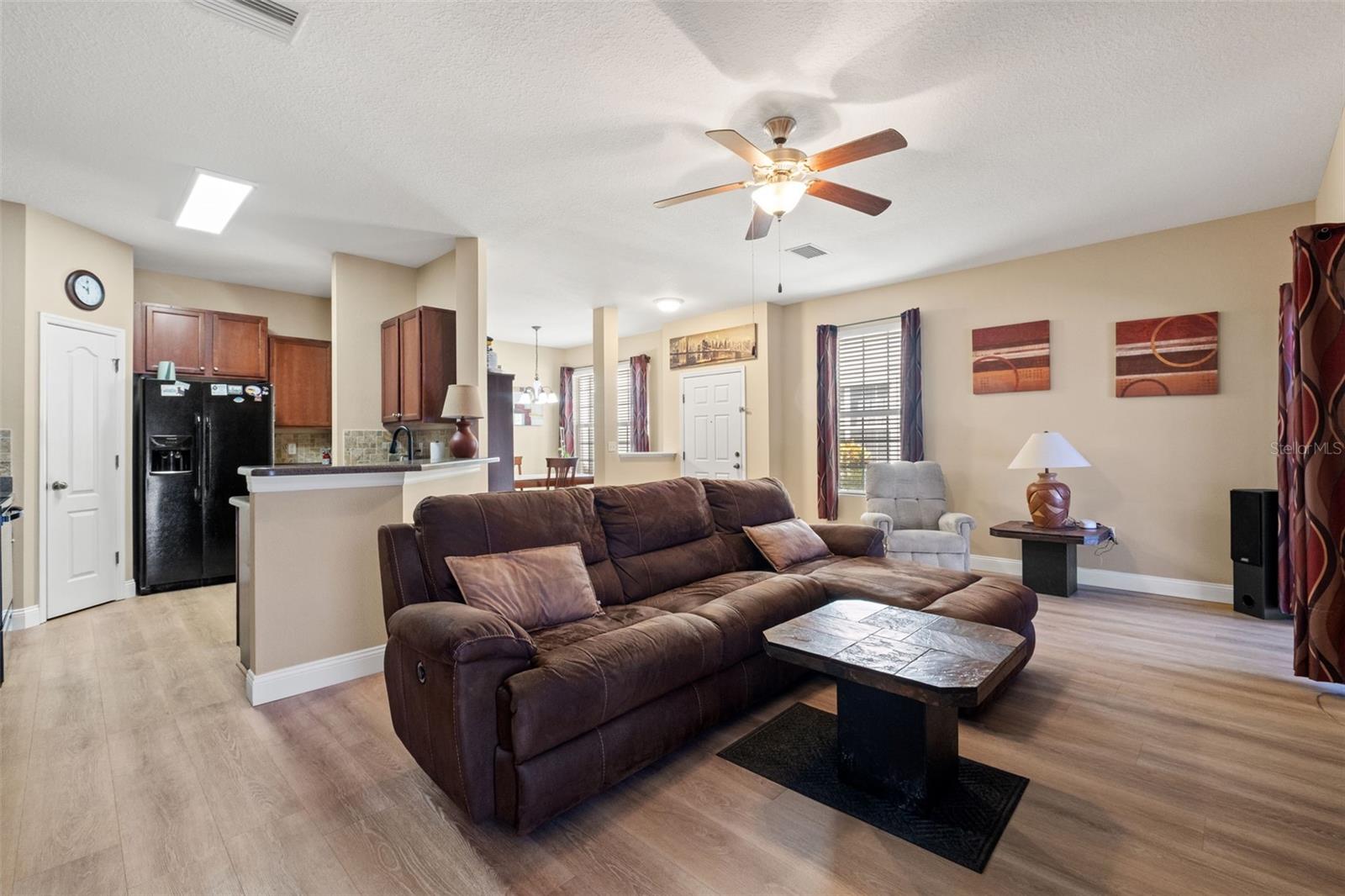 8423 BLUE ROCK DR — photo 11