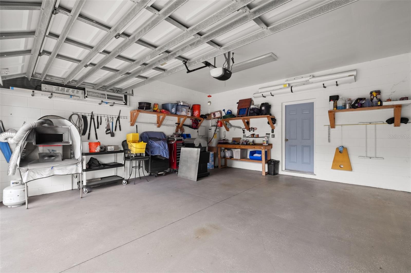 8423 BLUE ROCK DR — photo 44