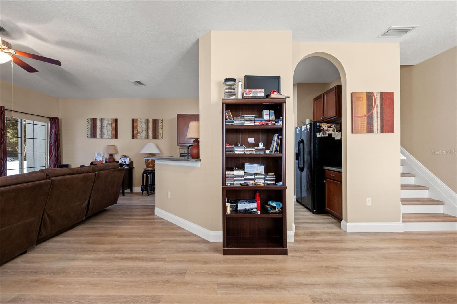 8423 BLUE ROCK DR — photo 5