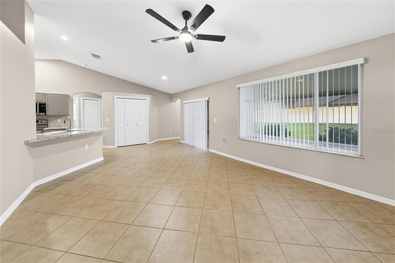 12807 RAYSBROOK DR — photo 4