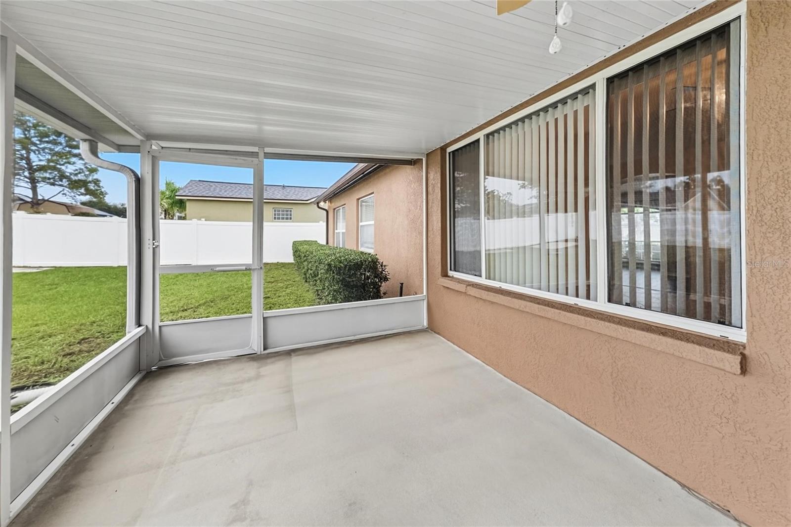 12807 RAYSBROOK DR — photo 18