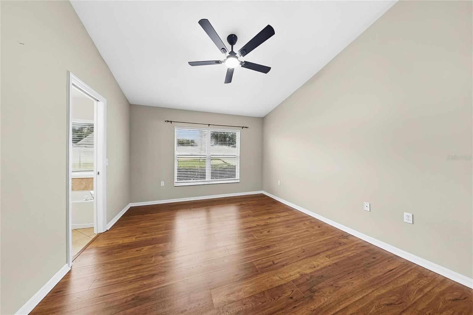 12807 RAYSBROOK DR — photo 8