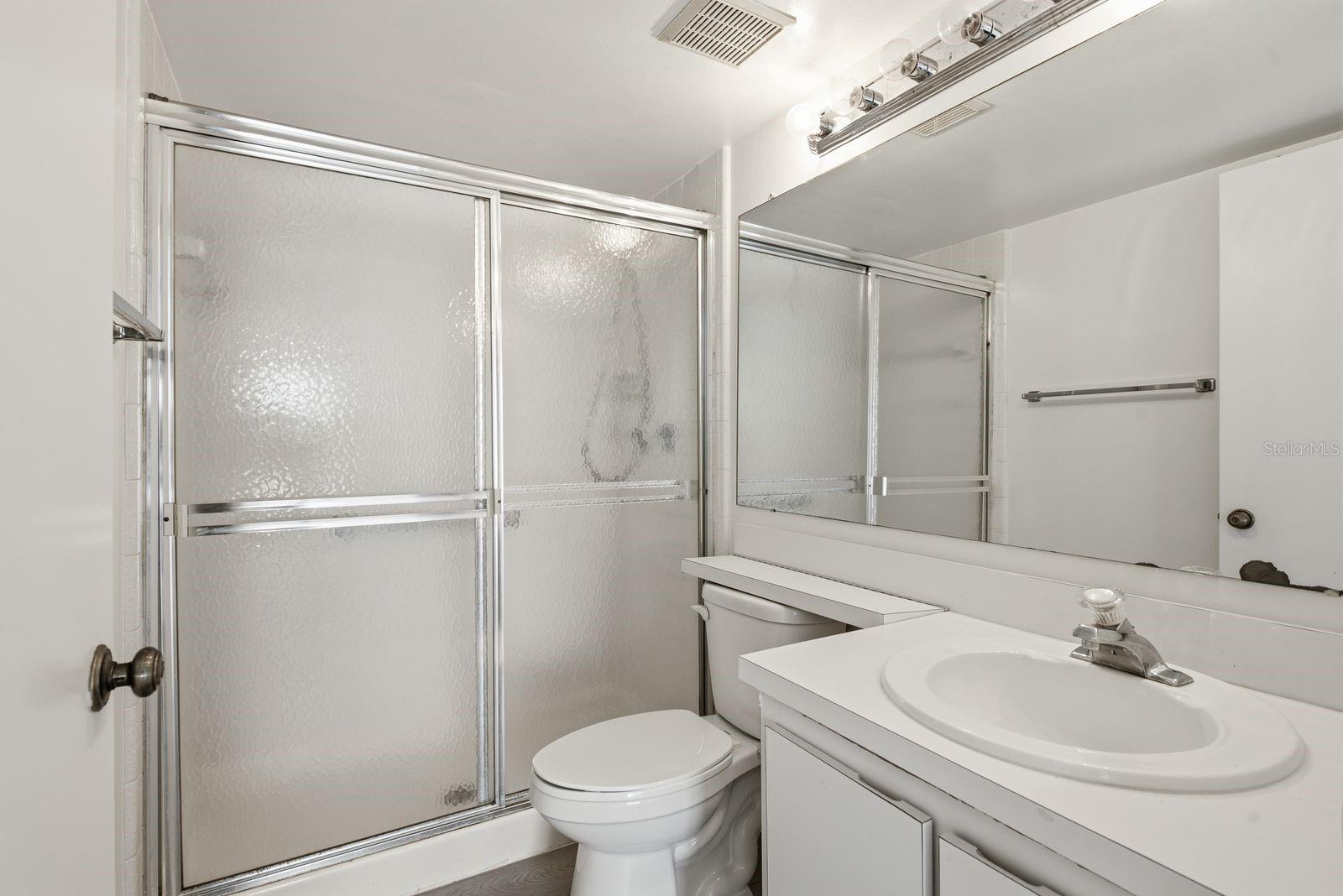 1871 PINE RIDGE WAY W #E1 — photo 26