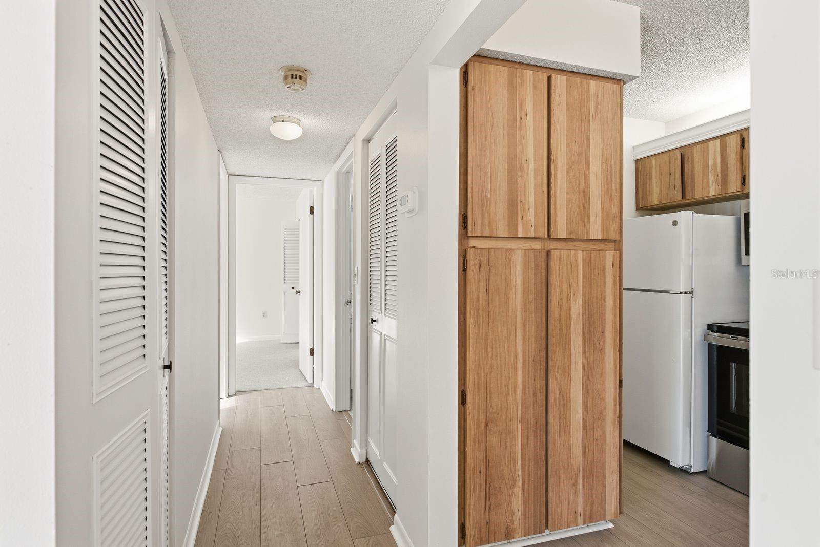 1871 PINE RIDGE WAY W #E1 — photo 18