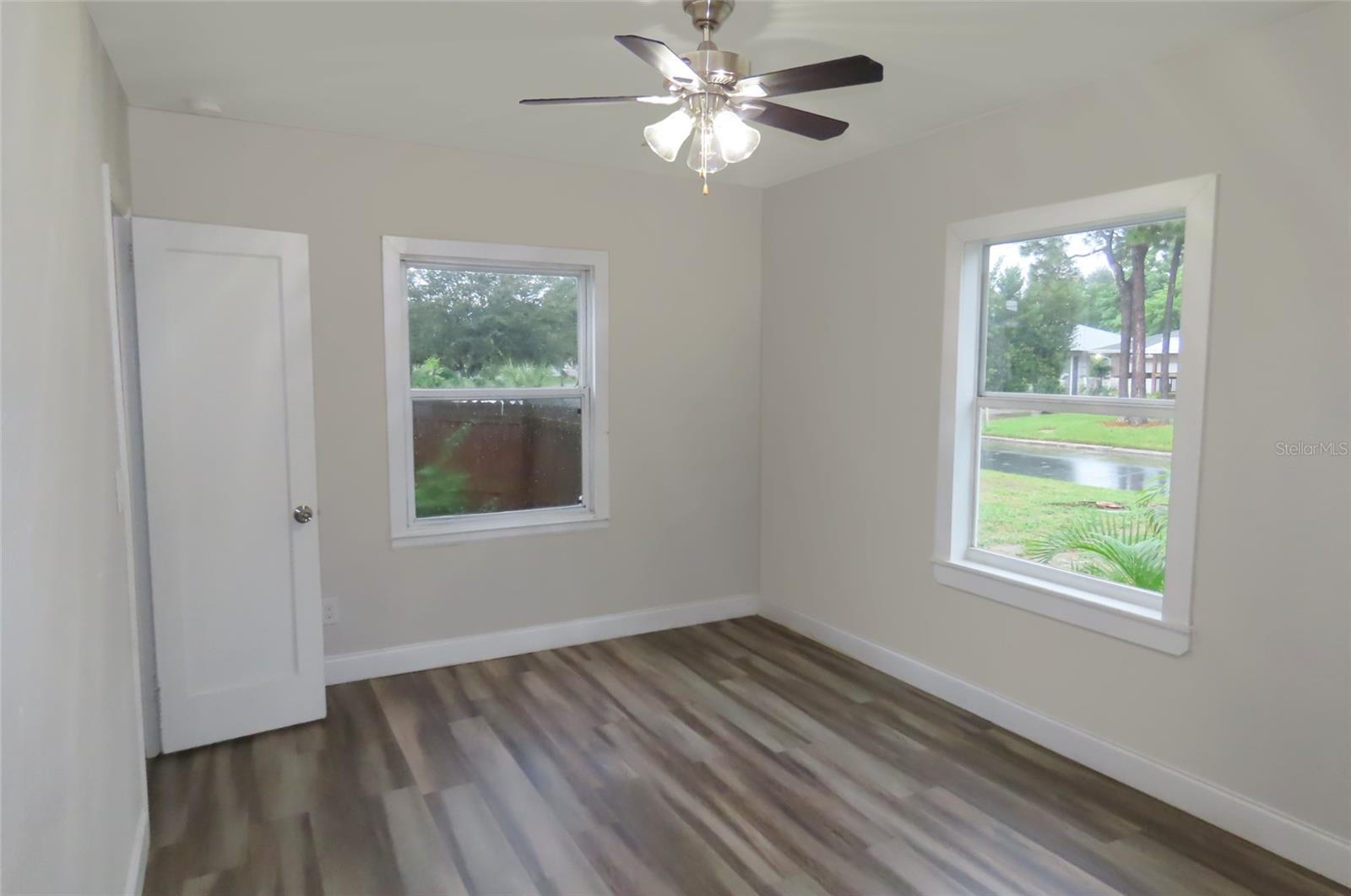 101 N GLENWOOD AVE — photo 25