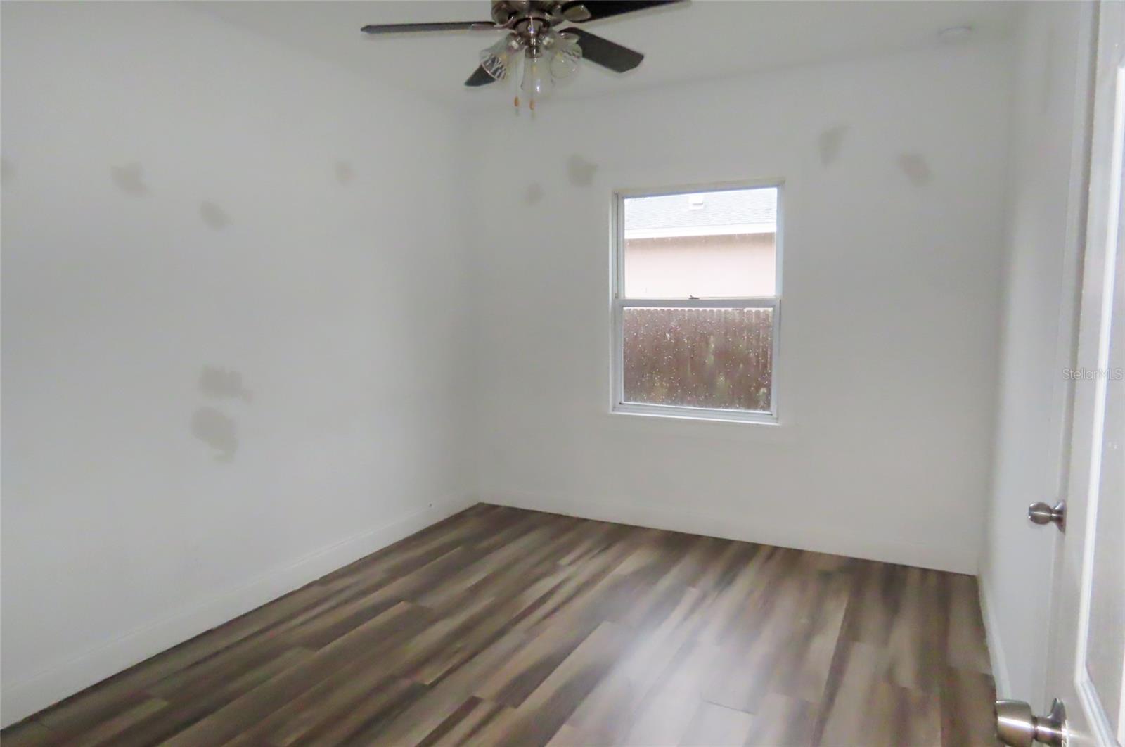101 N GLENWOOD AVE — photo 23