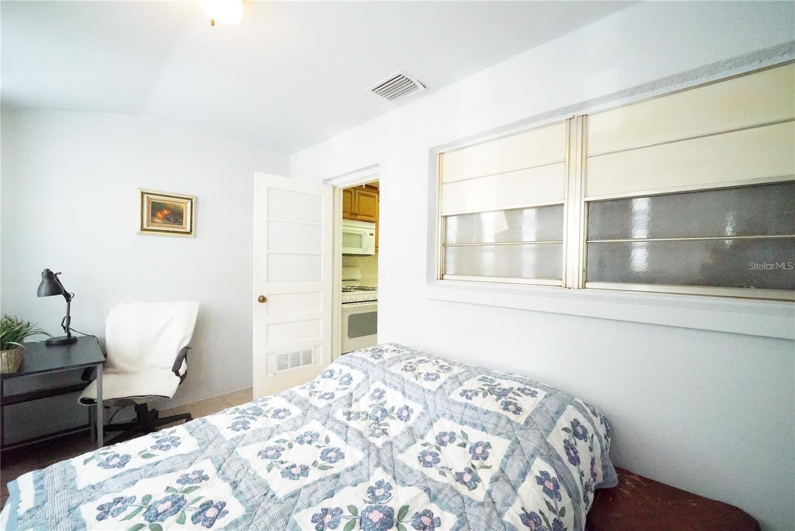 5810 21ST ST N #15 — photo 15