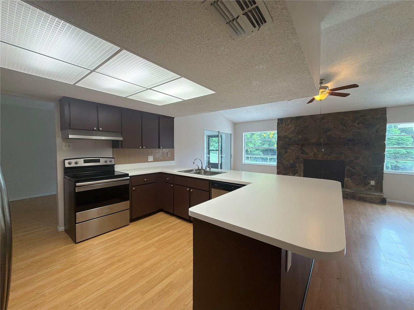 12054 JOE HERRMANN DR — photo 8