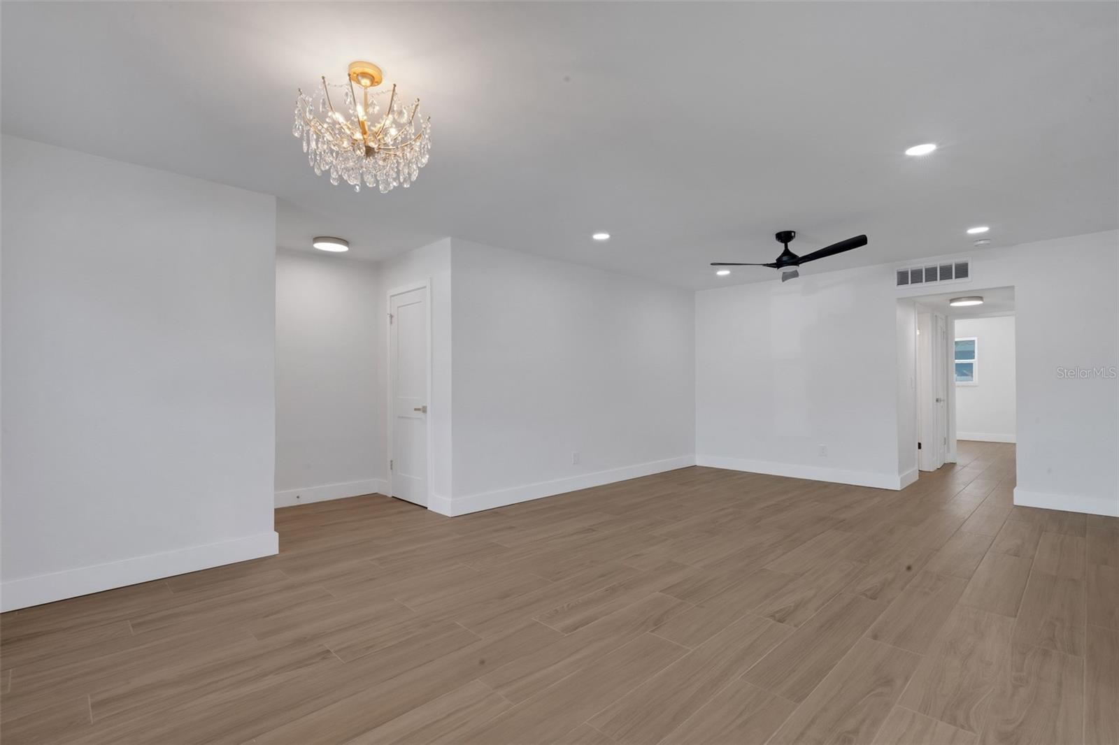 209 BEL FOREST DR #1 — photo 22
