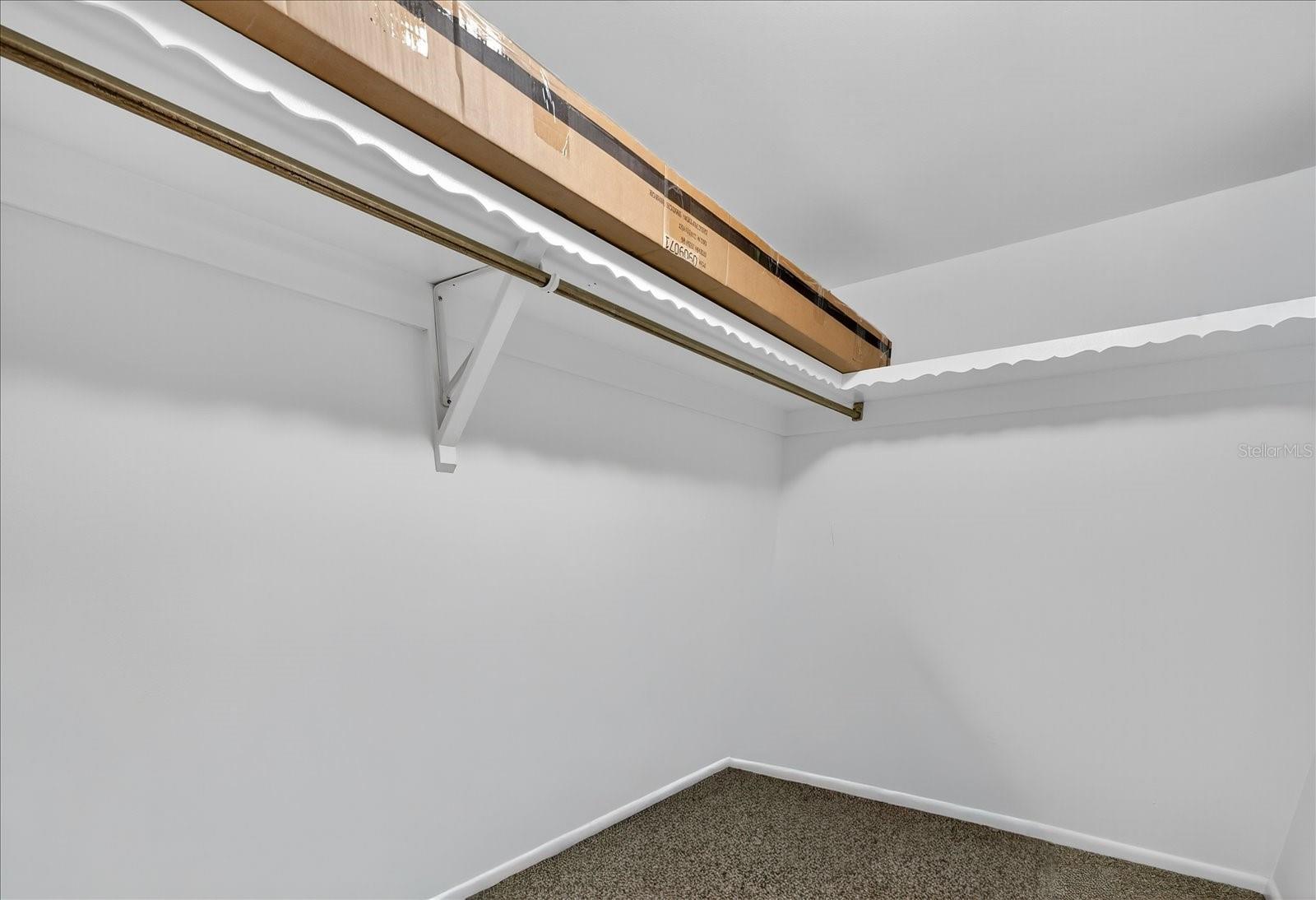 5020 BRITTANY DR S #322 — photo 24