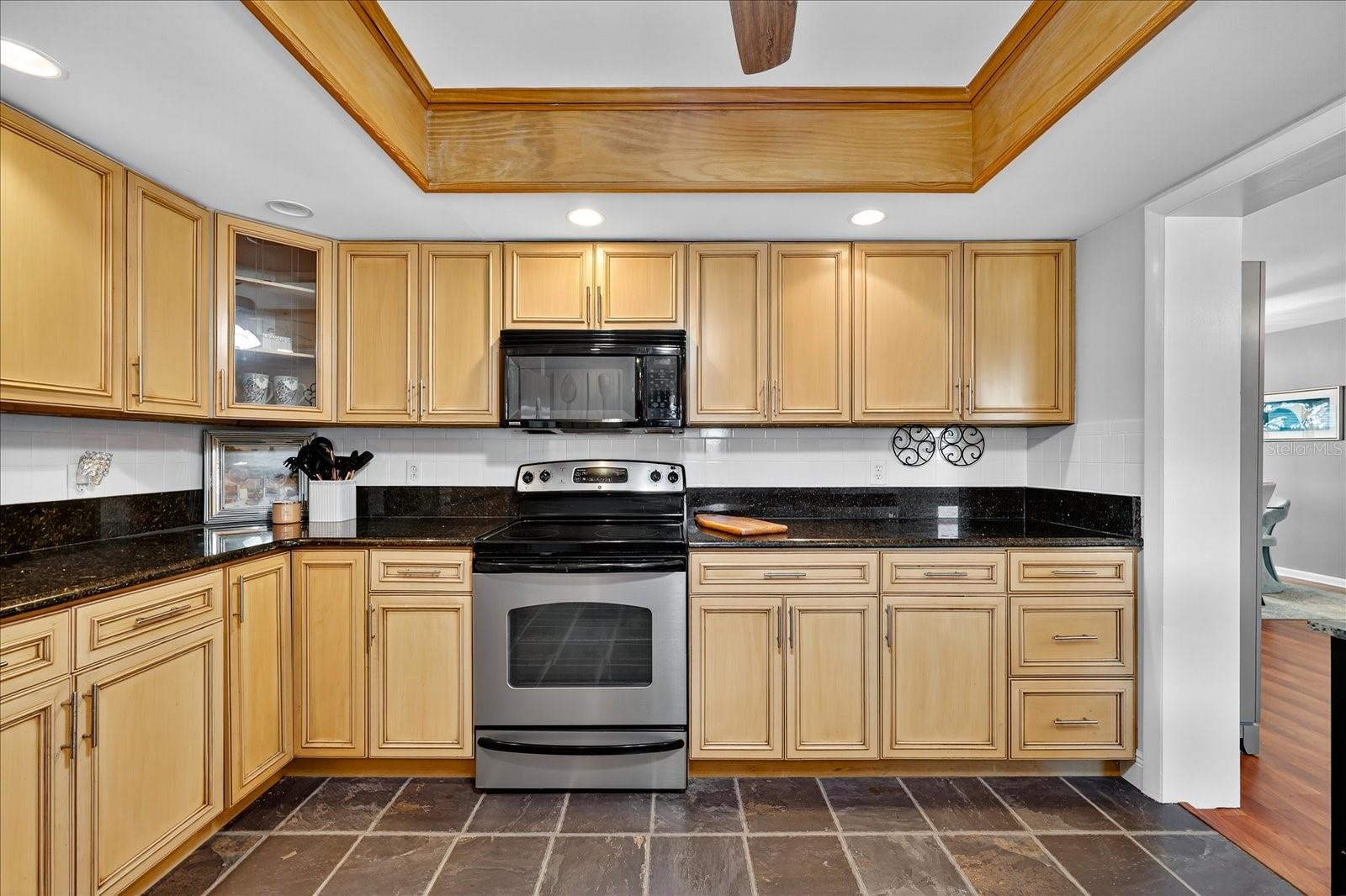 5020 BRITTANY DR S #322 — photo 12