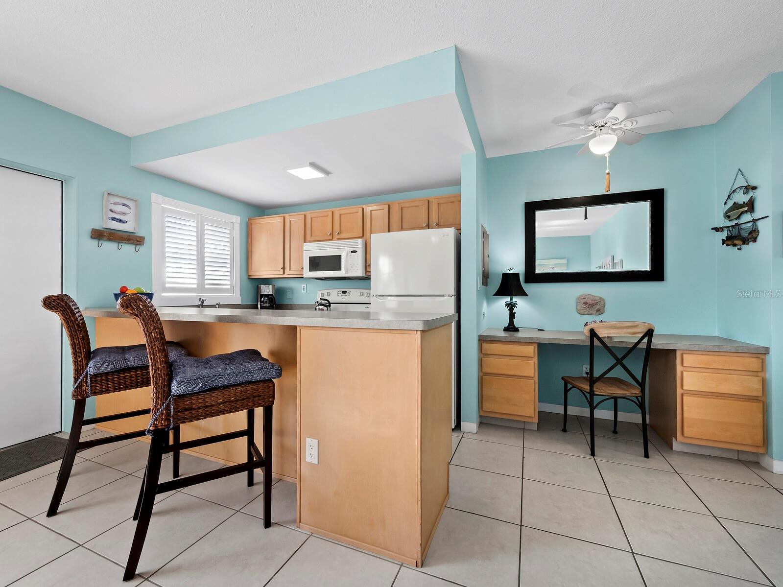 475 BENJAMIN FRANKLIN DR #215 — photo 8