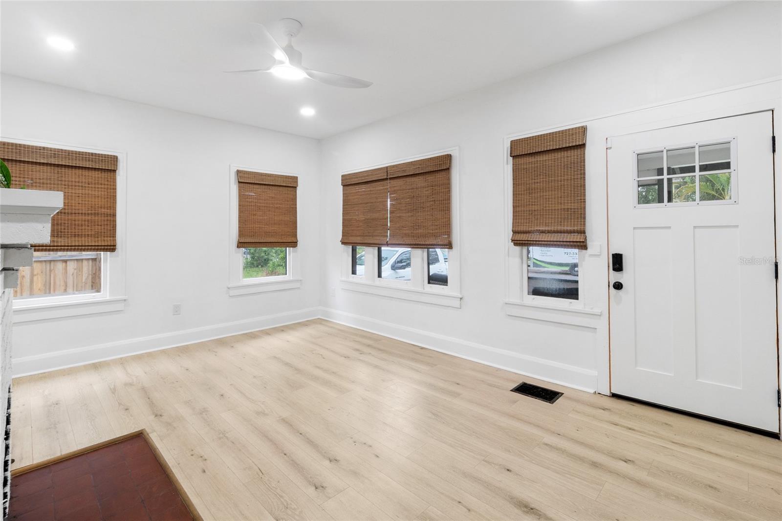2243 HIGHLAND ST S — photo 4