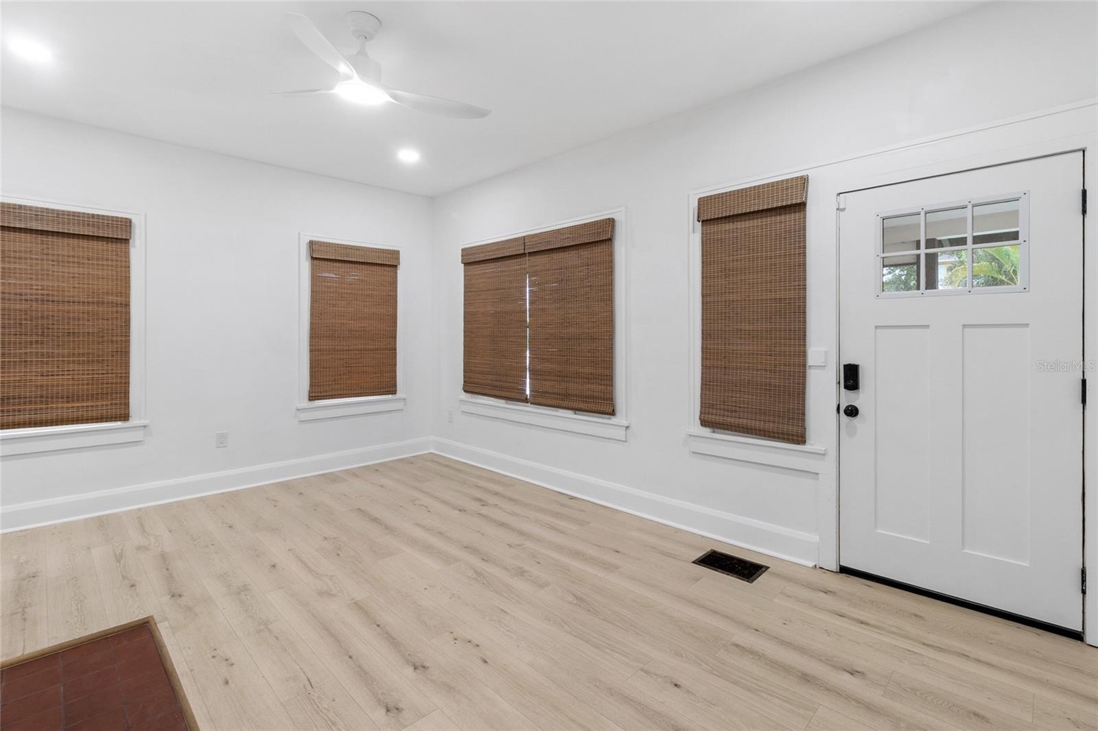2243 HIGHLAND ST S — photo 7