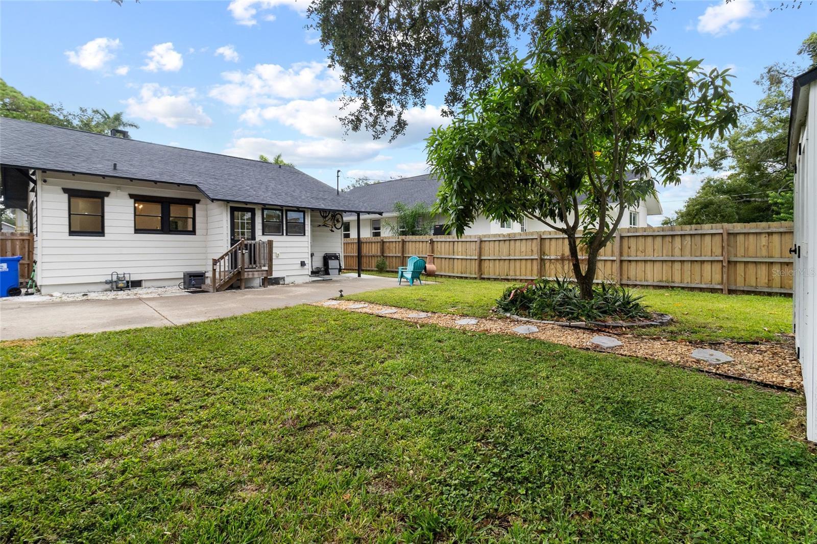 2243 HIGHLAND ST S — photo 38