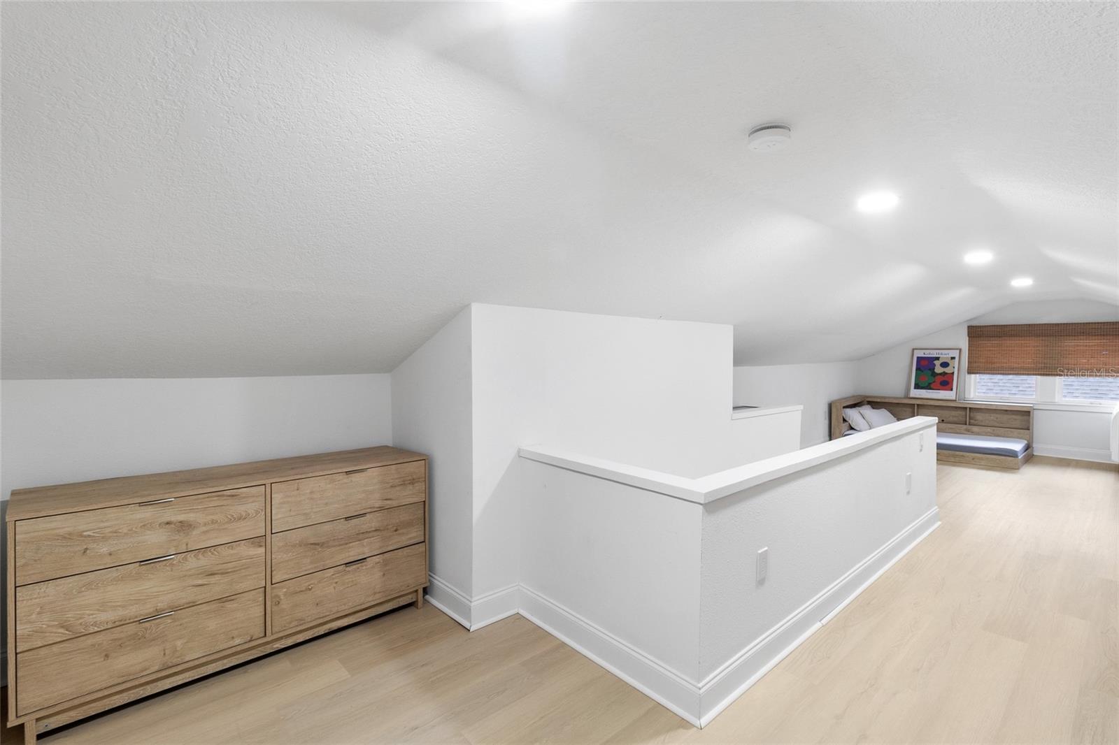 2243 HIGHLAND ST S — photo 31