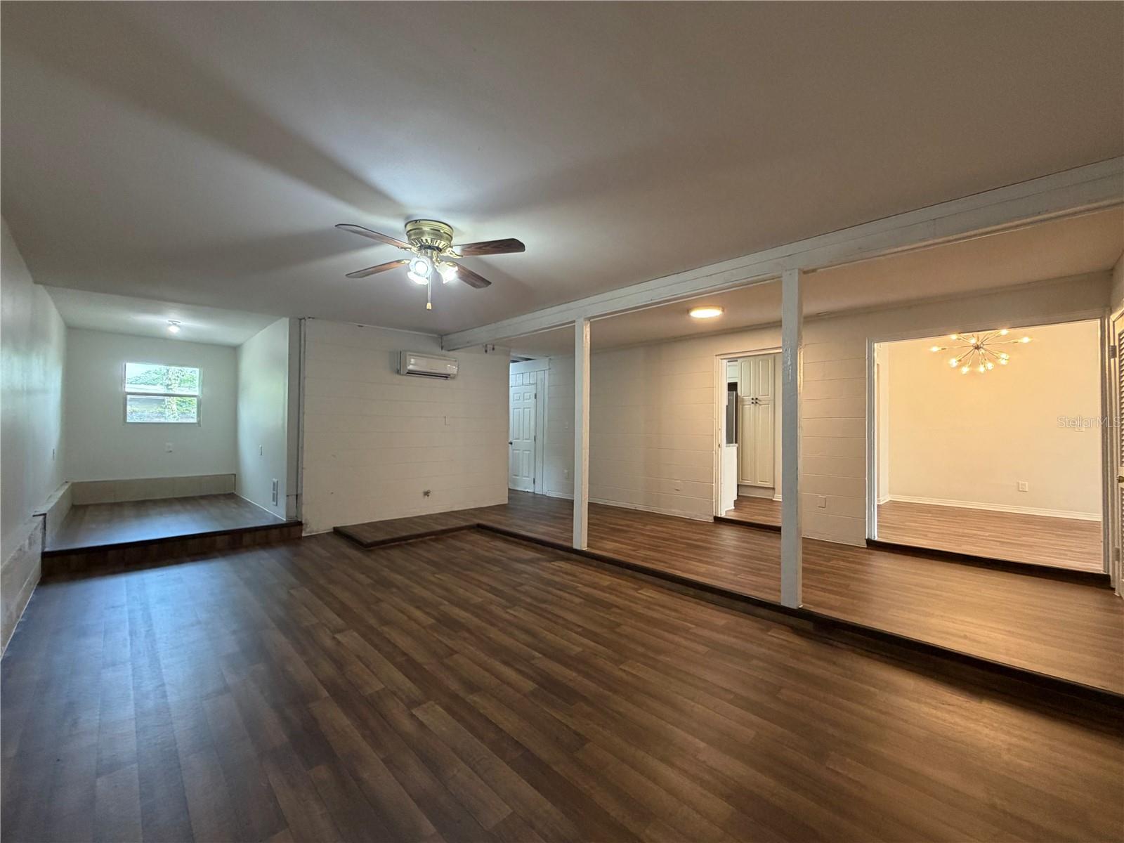 409 BERWICK AVE — photo 4