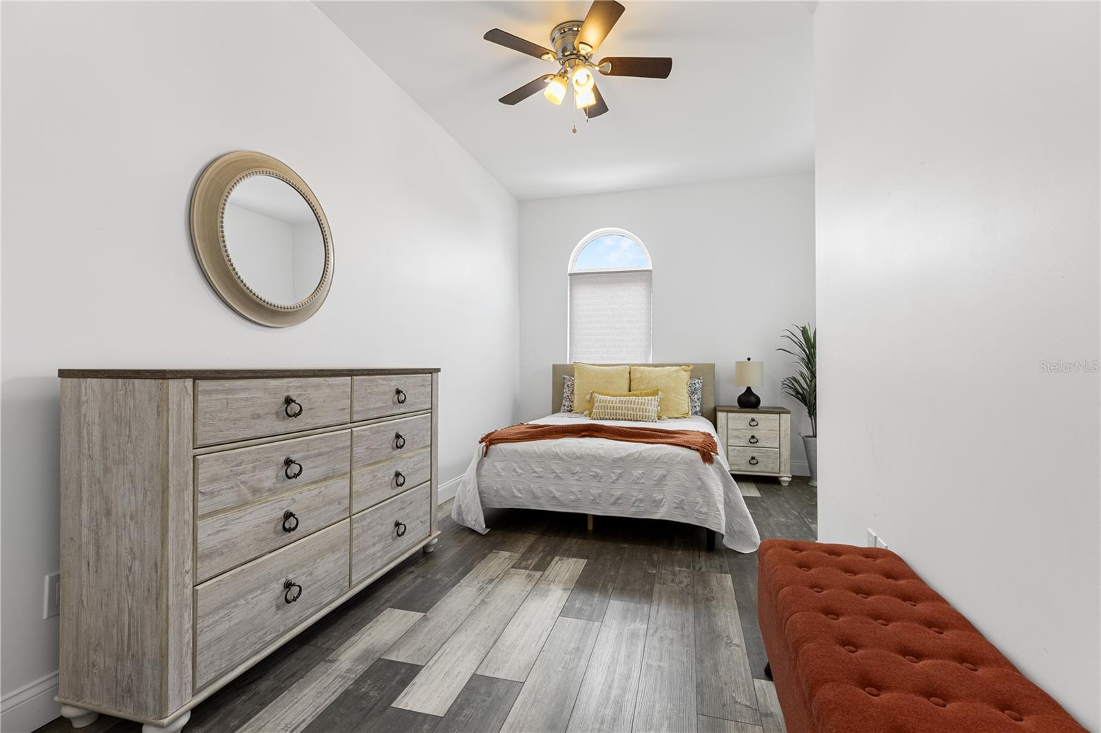 2113 W CASS ST #1 — photo 23