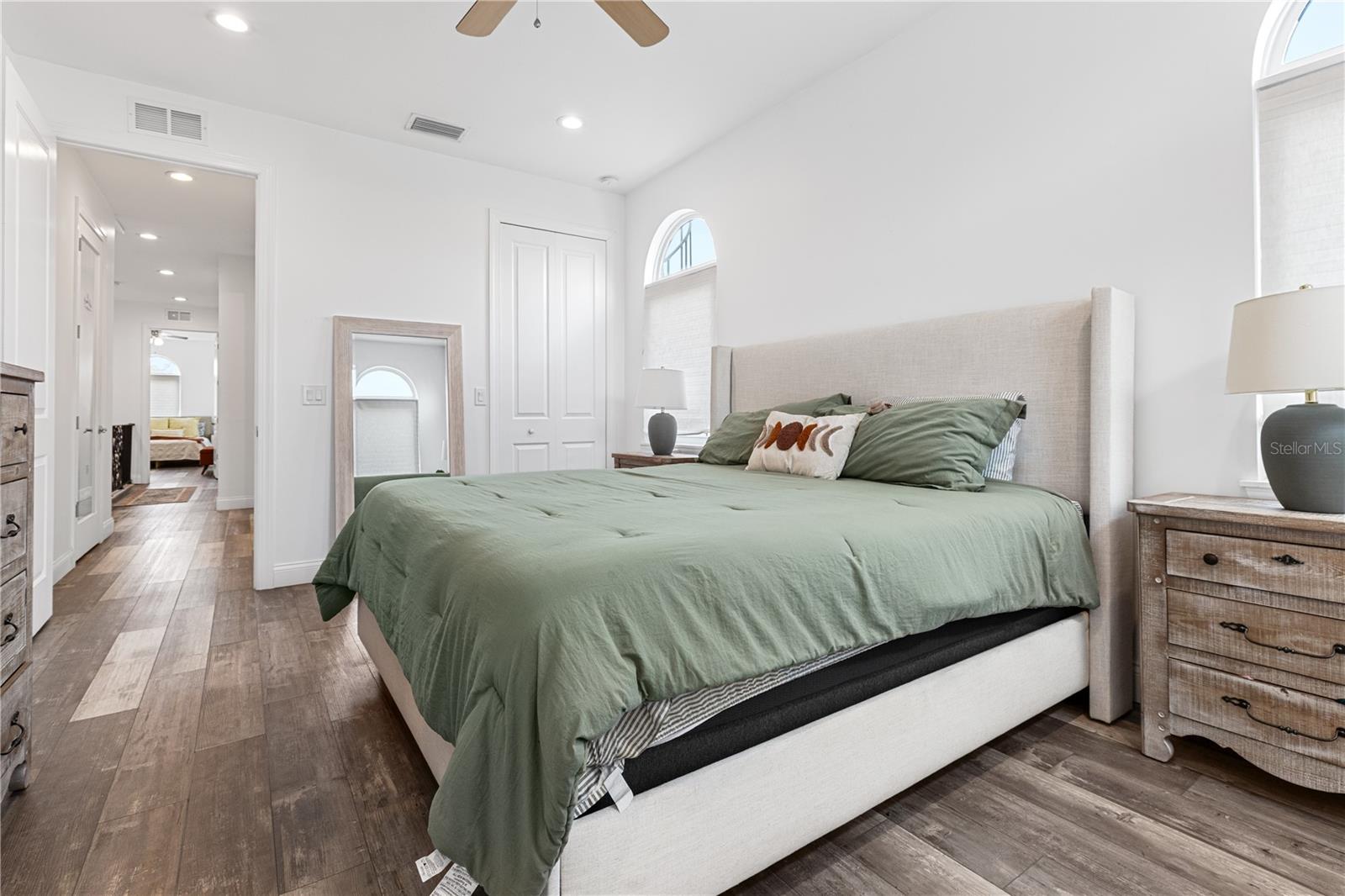 2113 W CASS ST #1 — photo 31