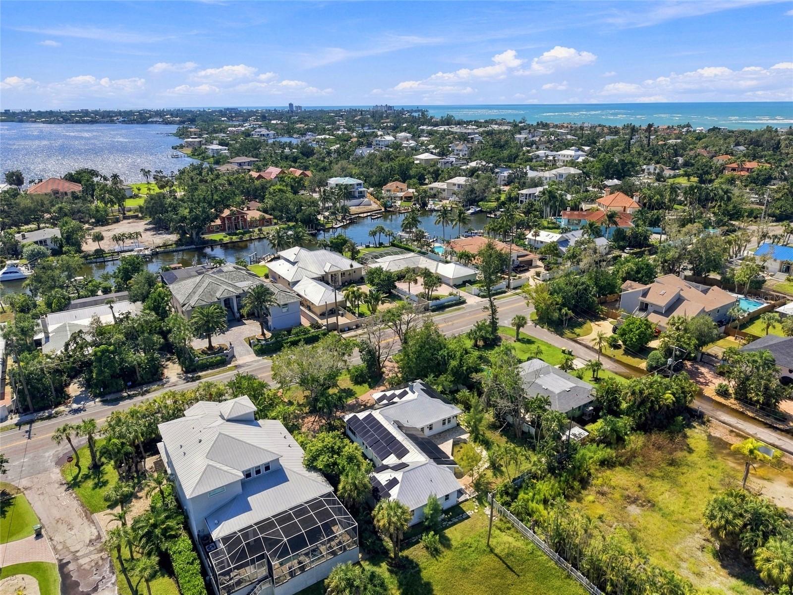 617 SIESTA DR — photo 7