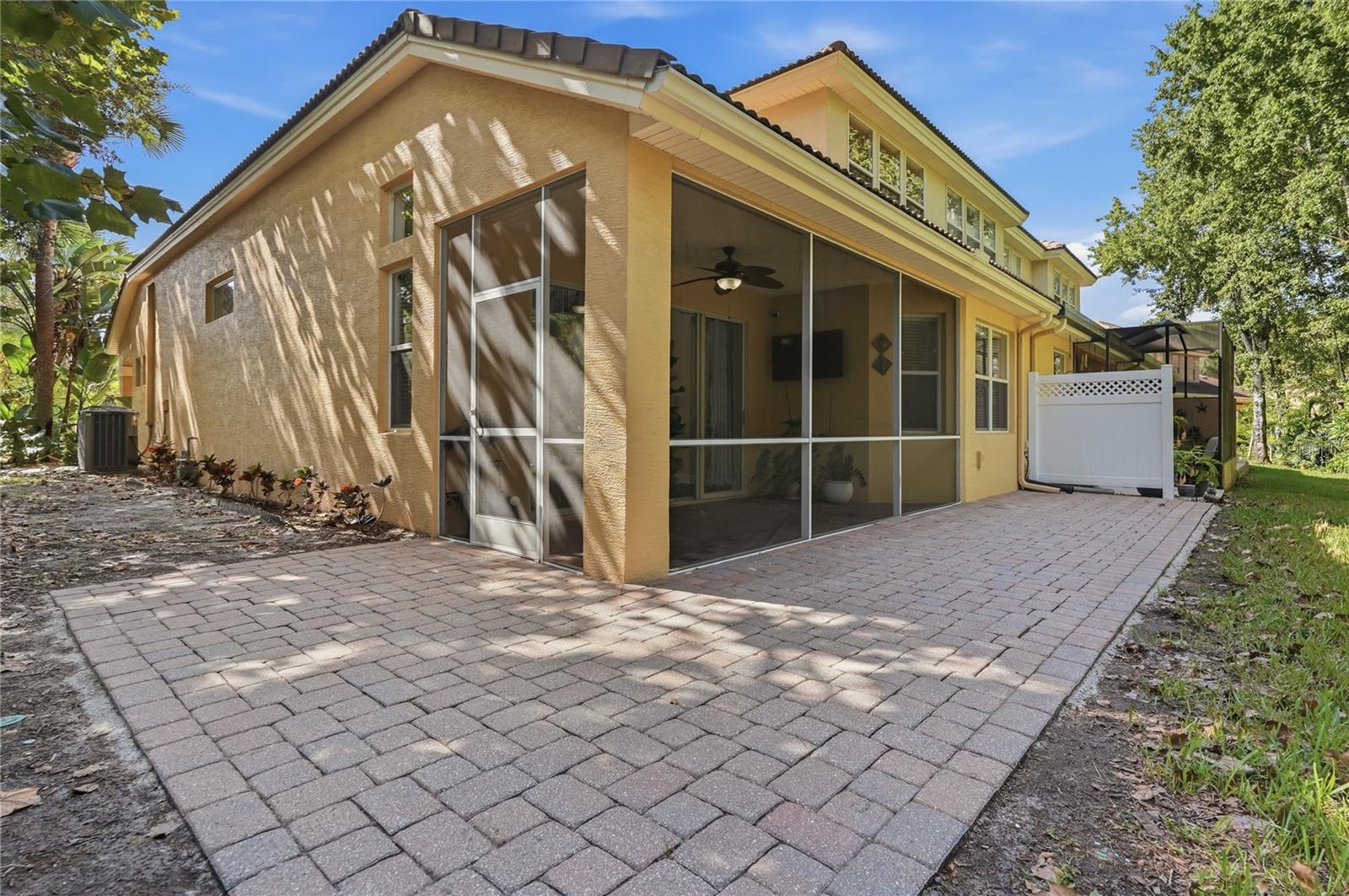 7323 GABERIA RD — photo 46