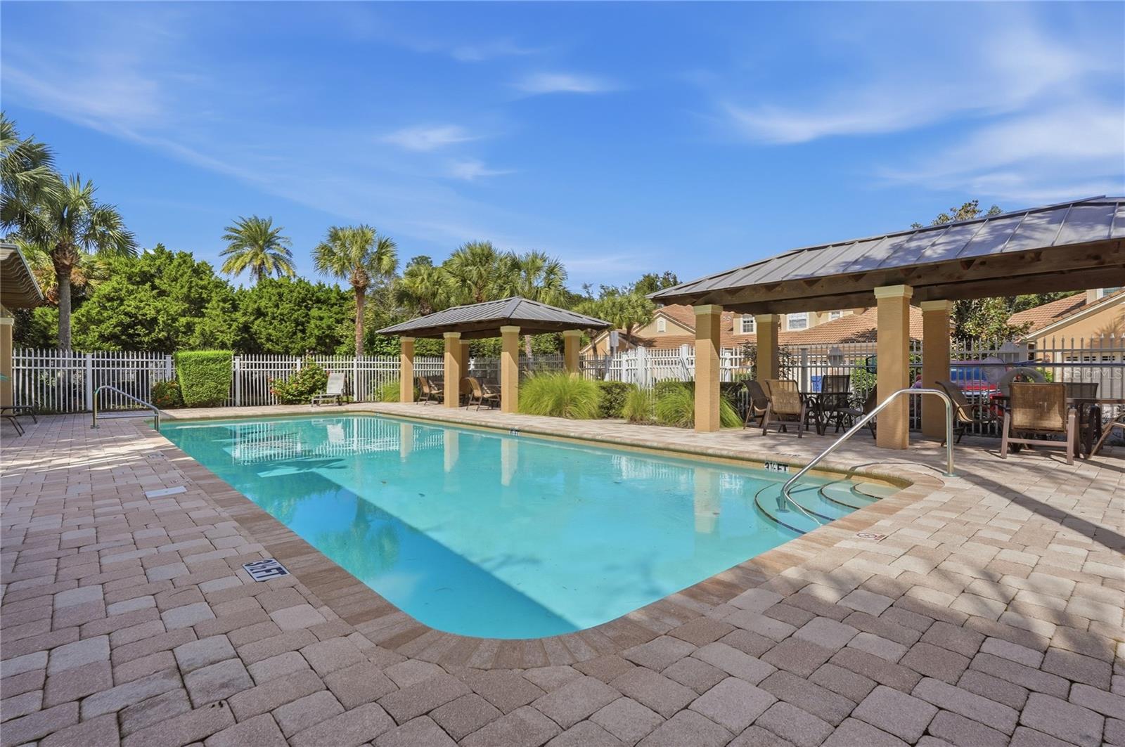 7323 GABERIA RD — photo 4