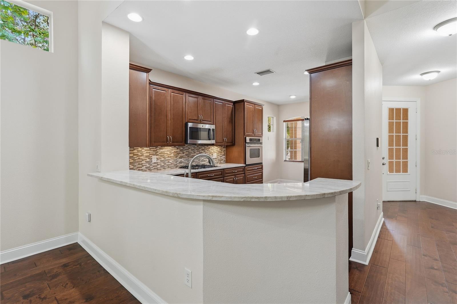 7323 GABERIA RD — photo 6