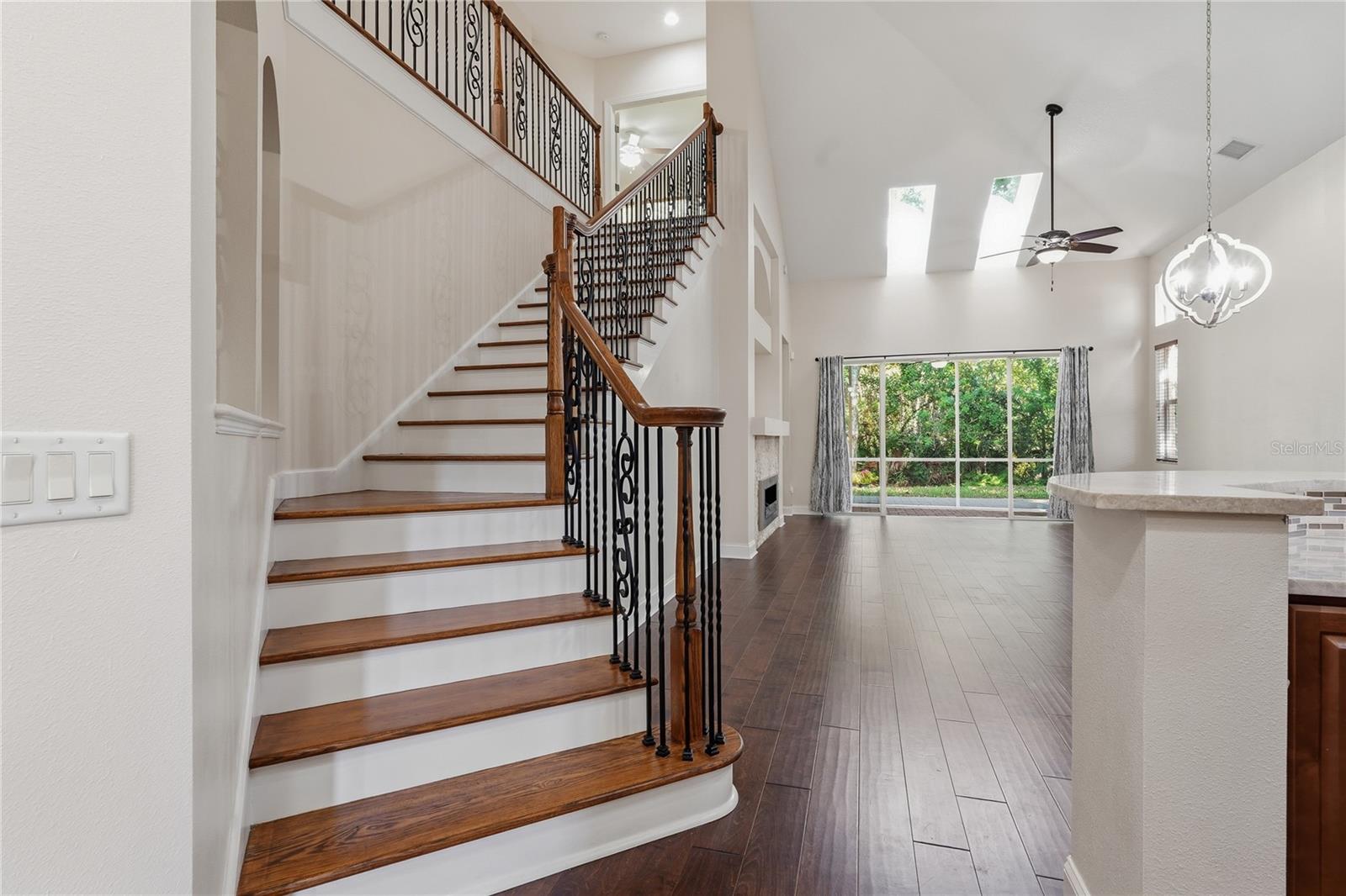 7323 GABERIA RD — photo 17