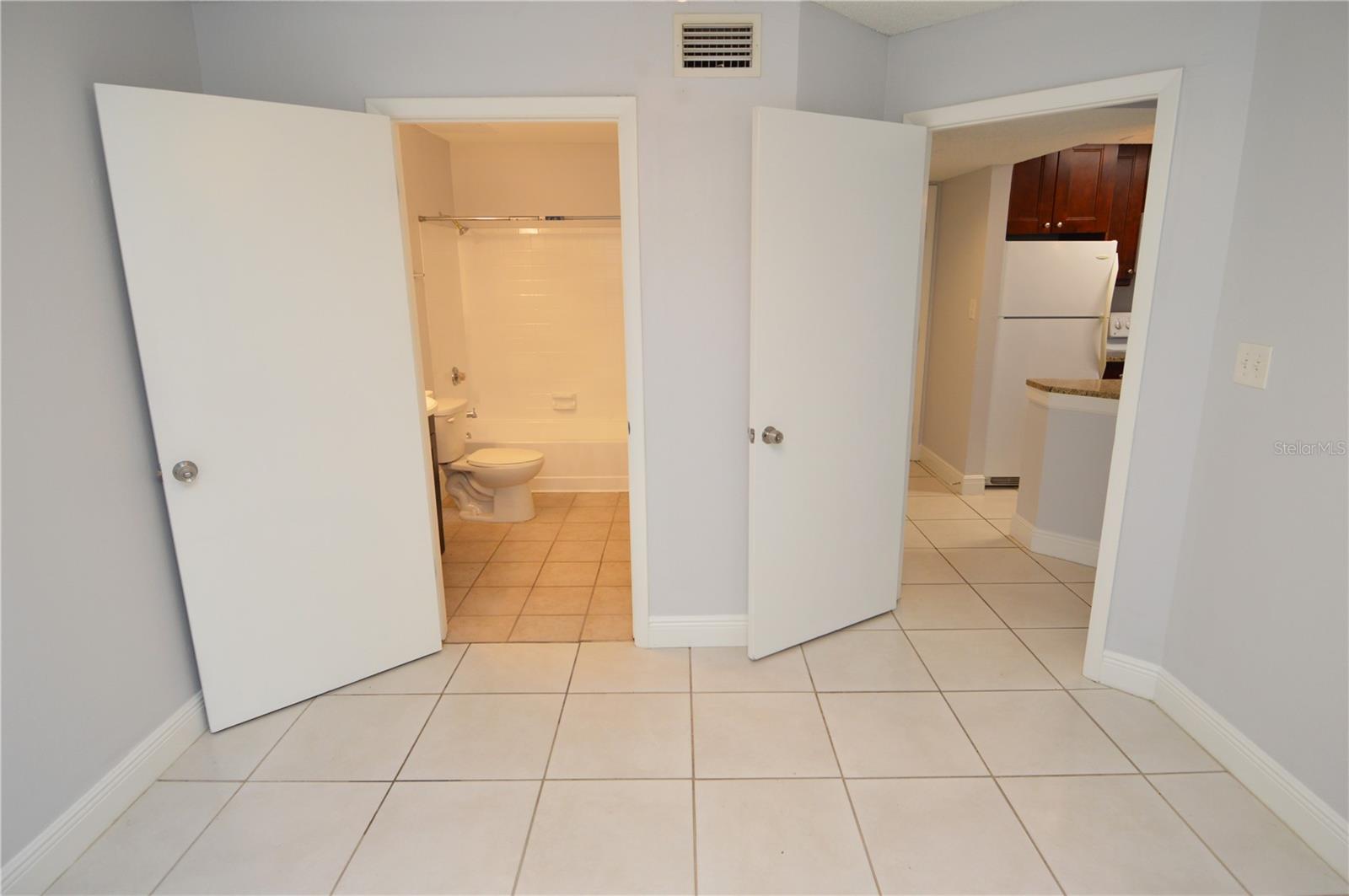 8709 FANCY FINCH DR #102 — photo 31