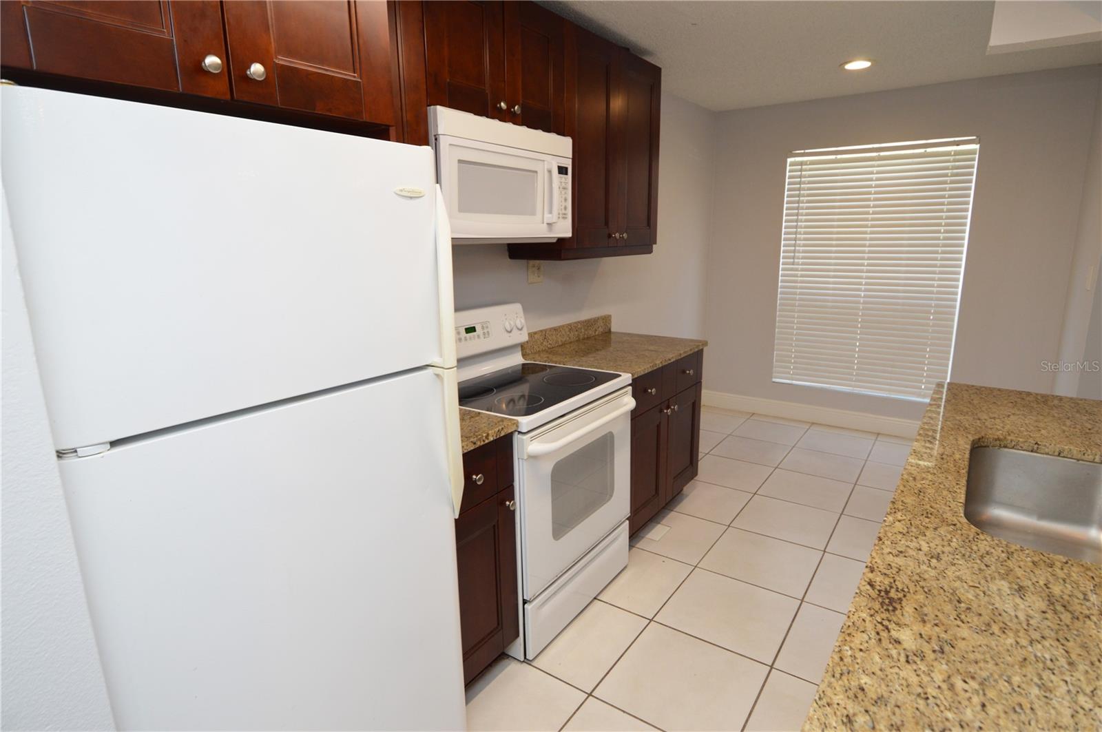 8709 FANCY FINCH DR #102 — photo 10
