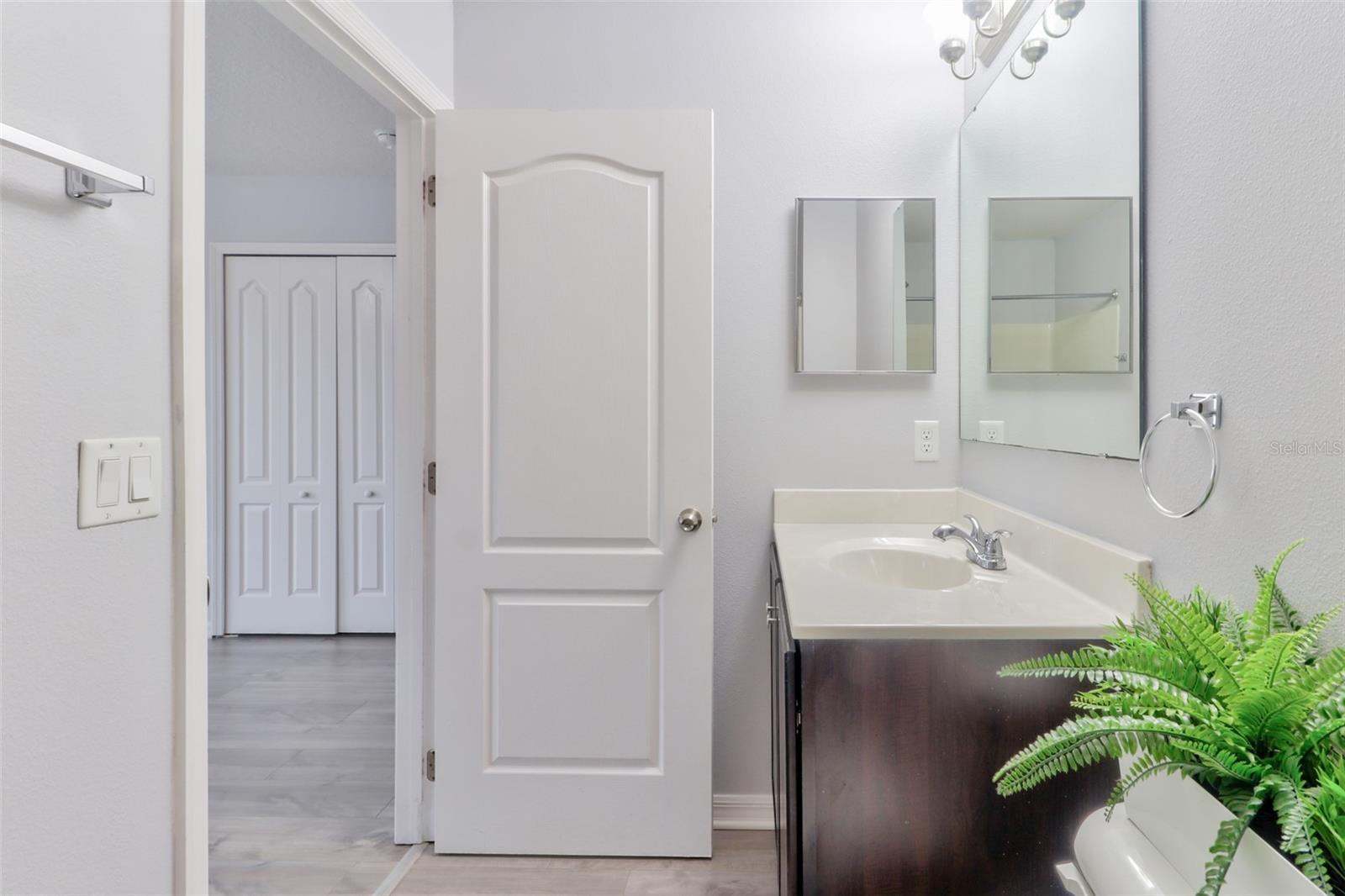 4441 ASHBURN SQUARE DR — photo 17