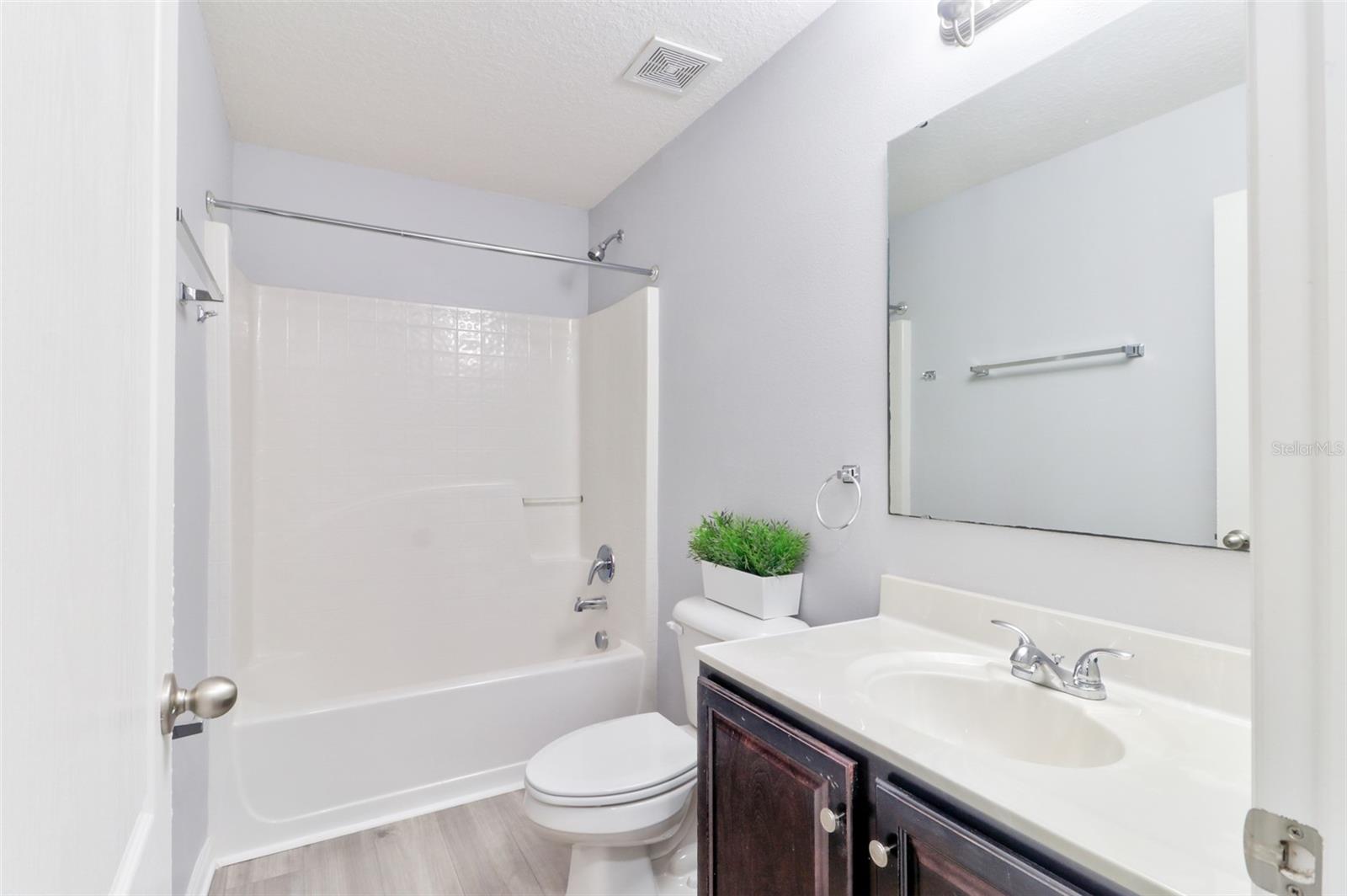 4441 ASHBURN SQUARE DR — photo 23