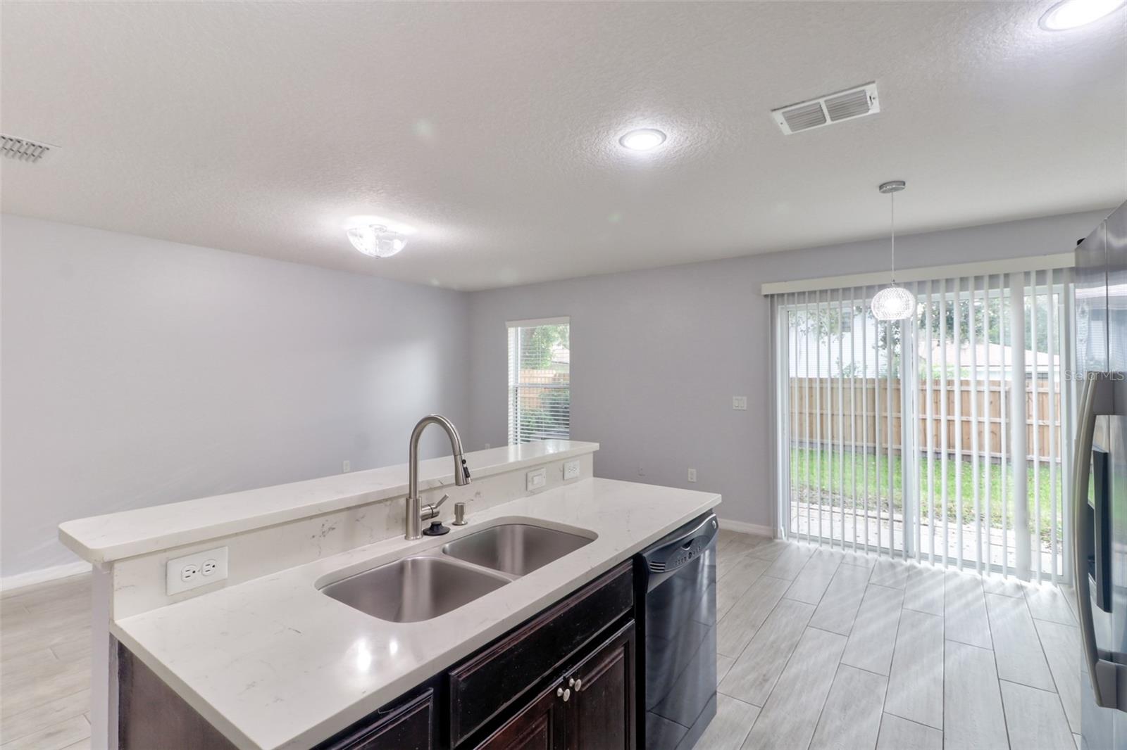 4441 ASHBURN SQUARE DR — photo 8