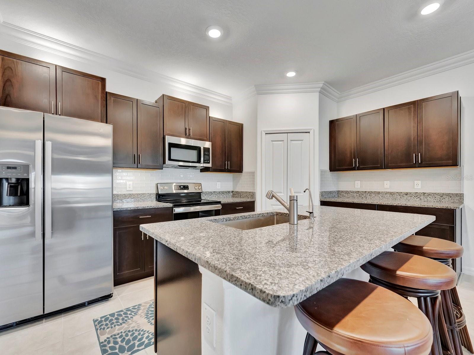 4547 TUSCAN LOON DR — photo 3