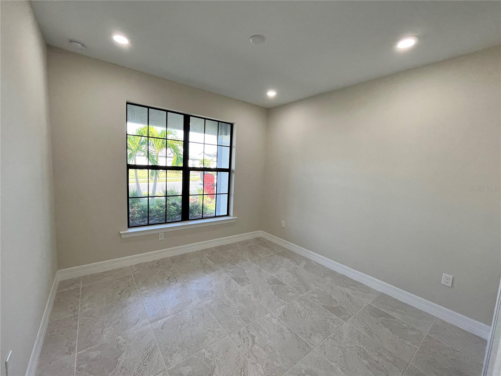 2541 BUCKTHORN LOOP — photo 42