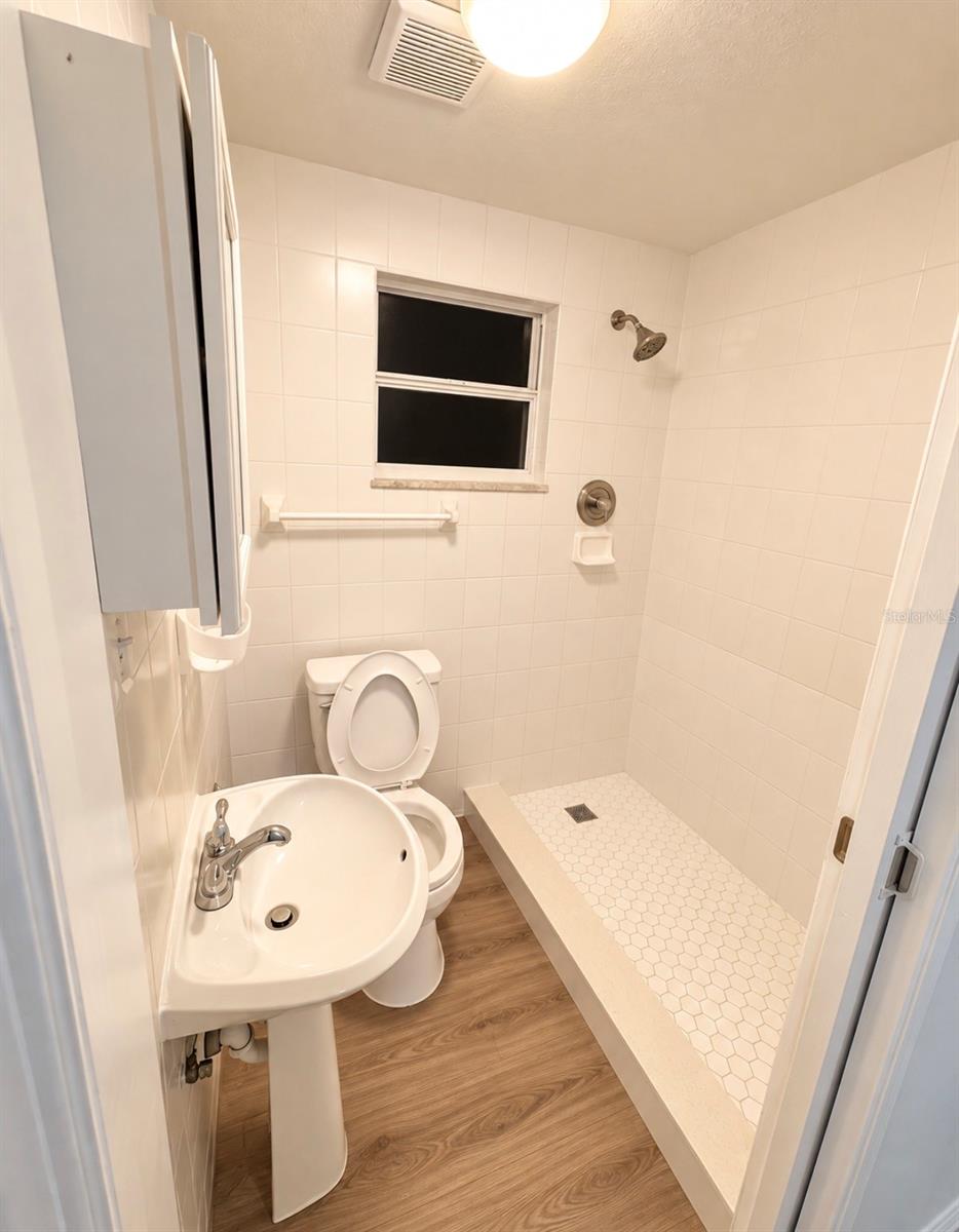 3901 KIMBALL AVE — photo 11